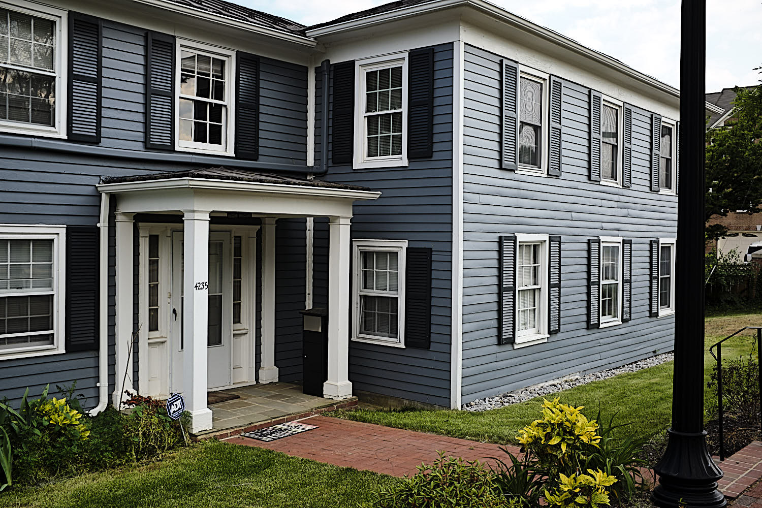 Walking around Fairfax