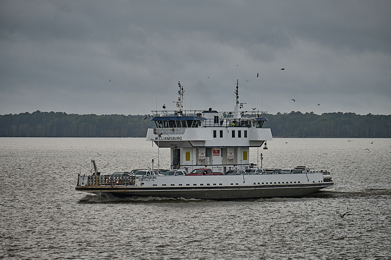 Jamestown-Scotland Ferry