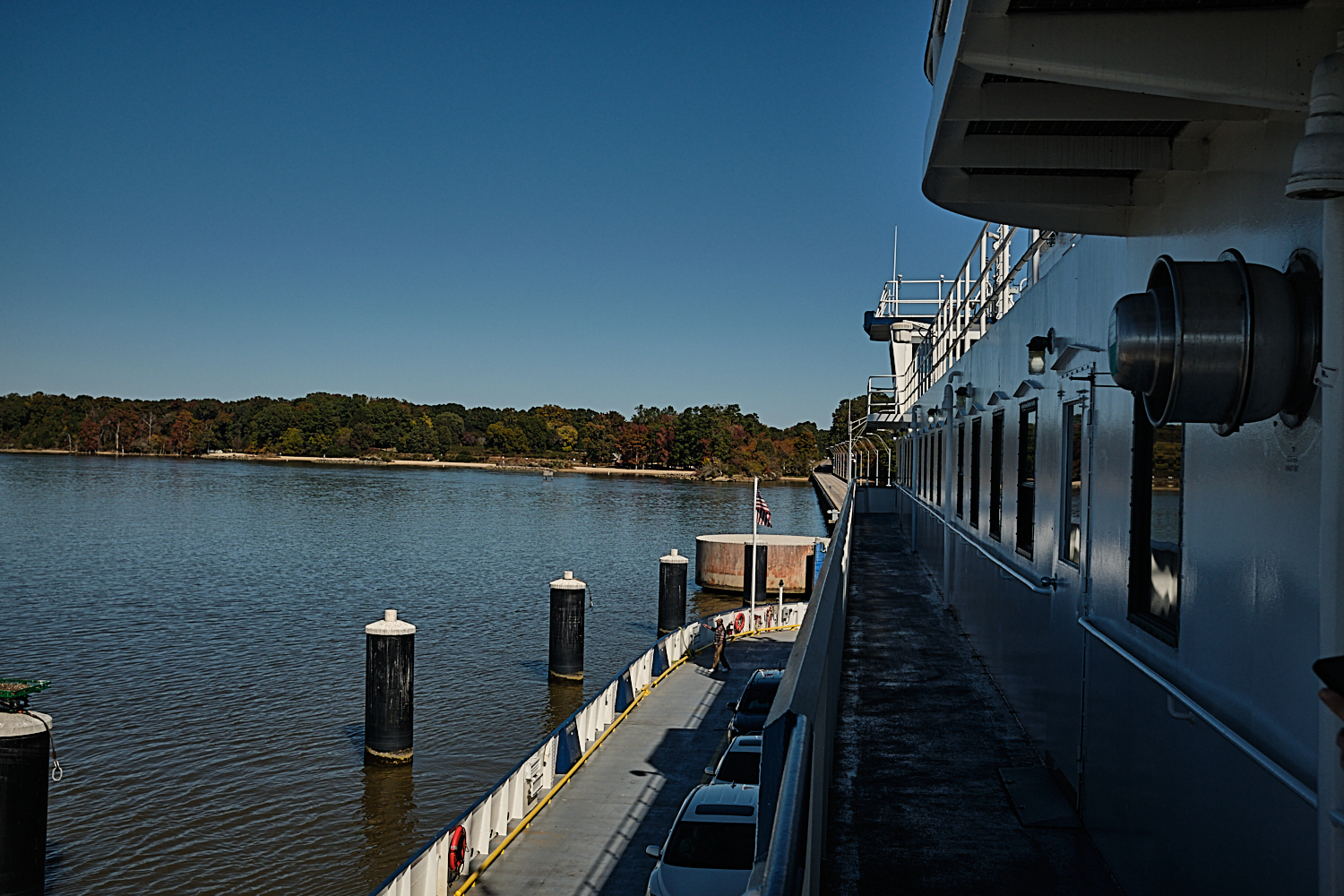 Jamestown-Scotland Ferry