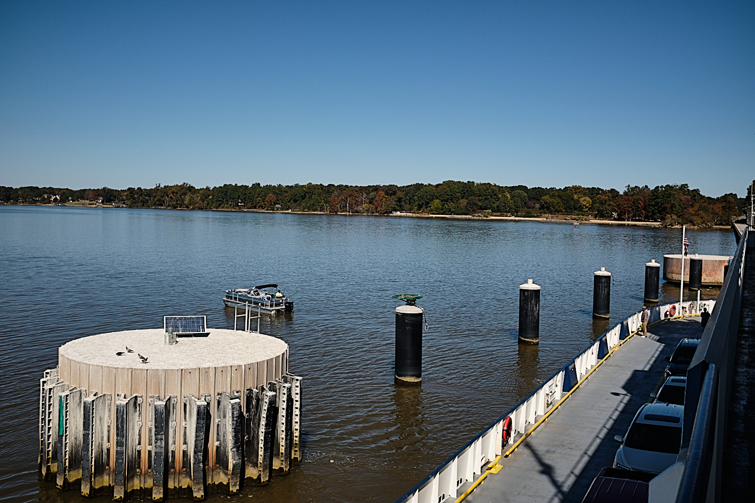 Jamestown-Scotland Ferry