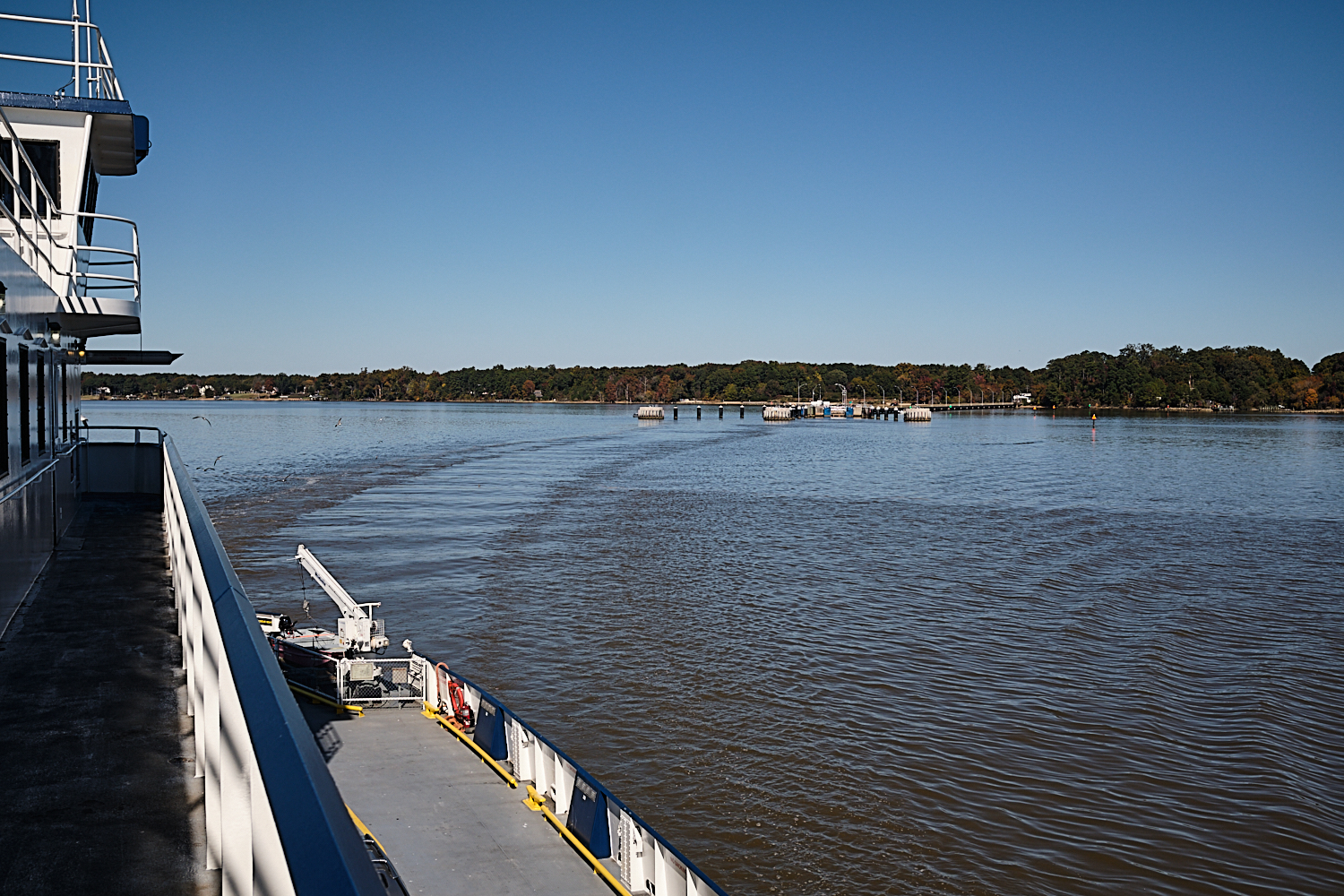 Jamestown-Scotland Ferry