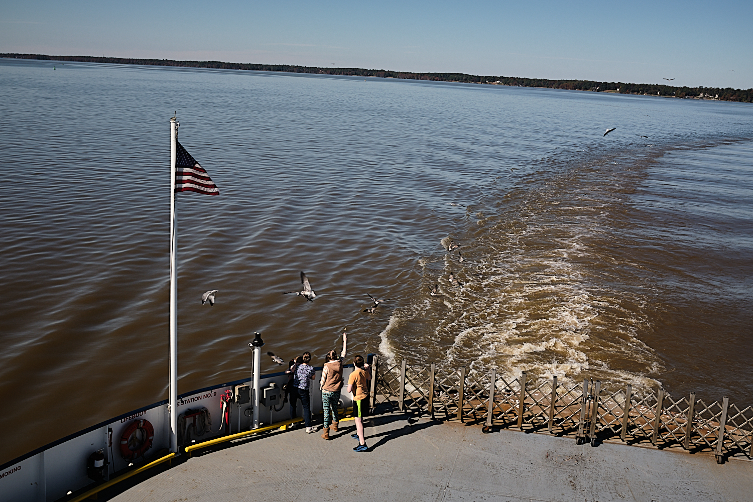Jamestown-Scotland Ferry