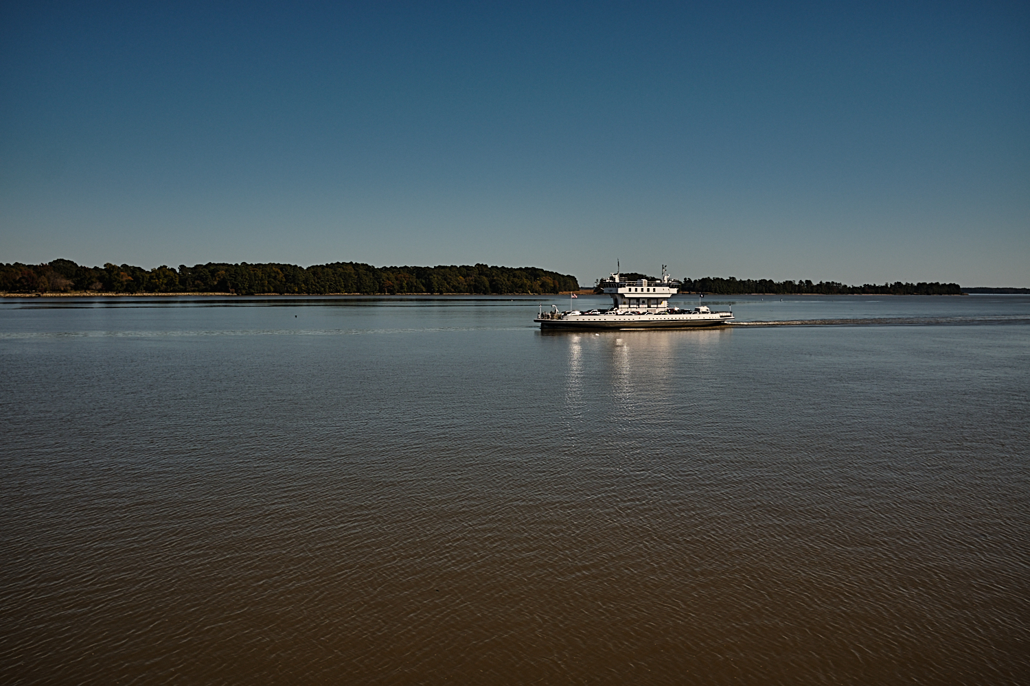 Jamestown-Scotland Ferry