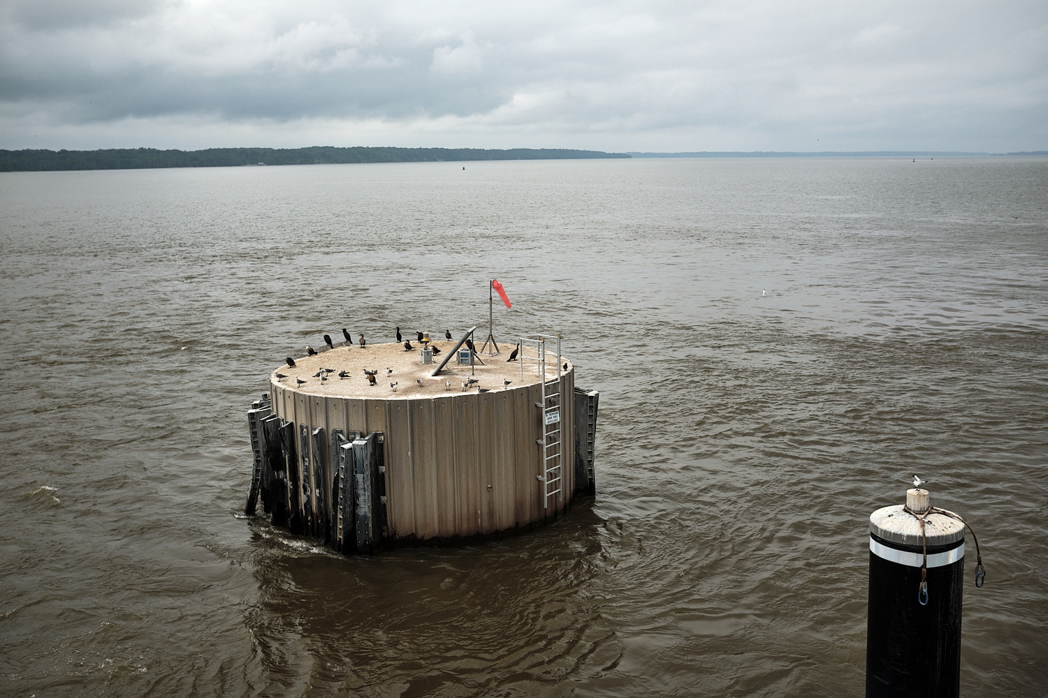 Jamestown-Scotland Ferry