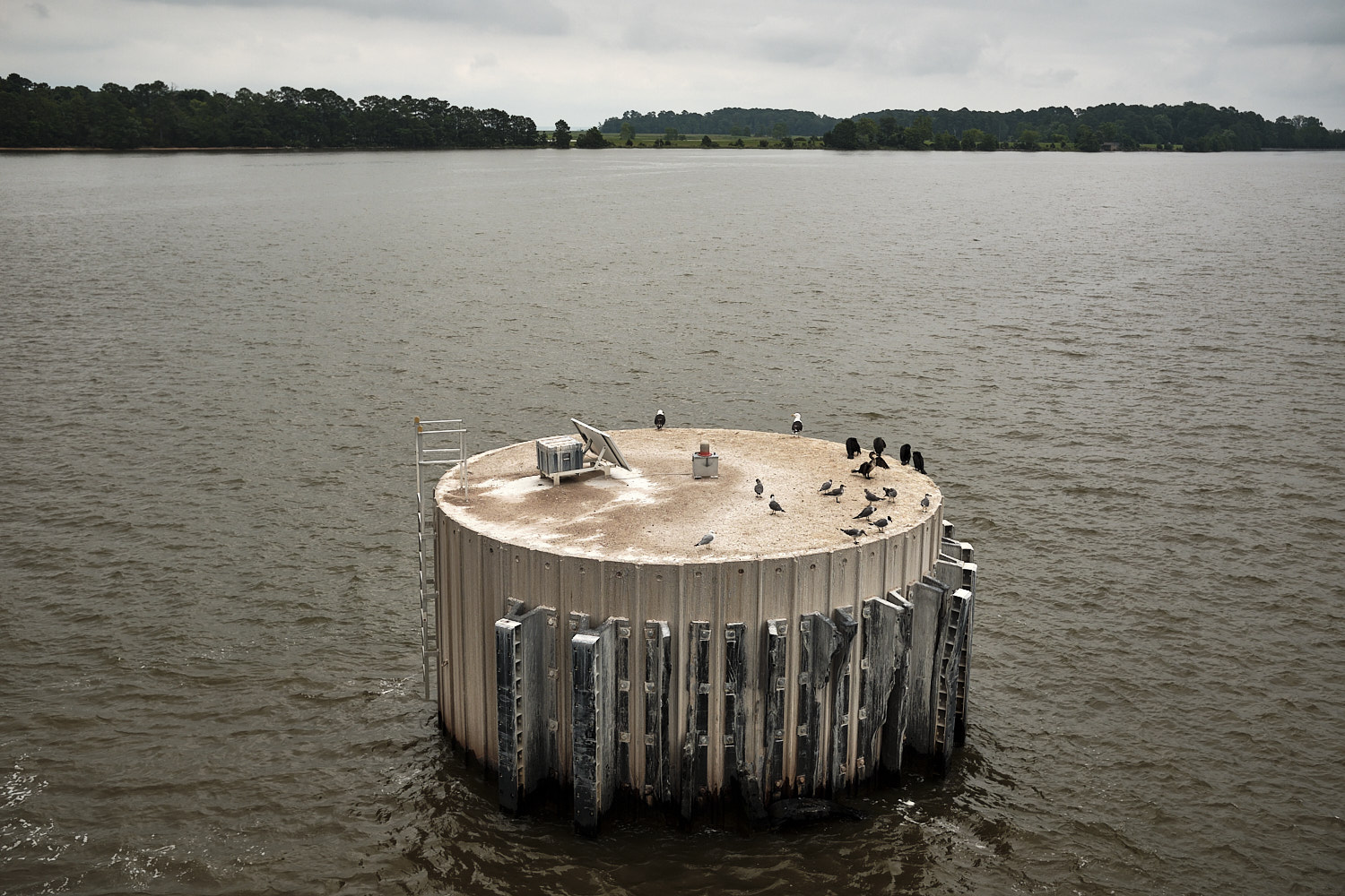 Jamestown-Scotland Ferry