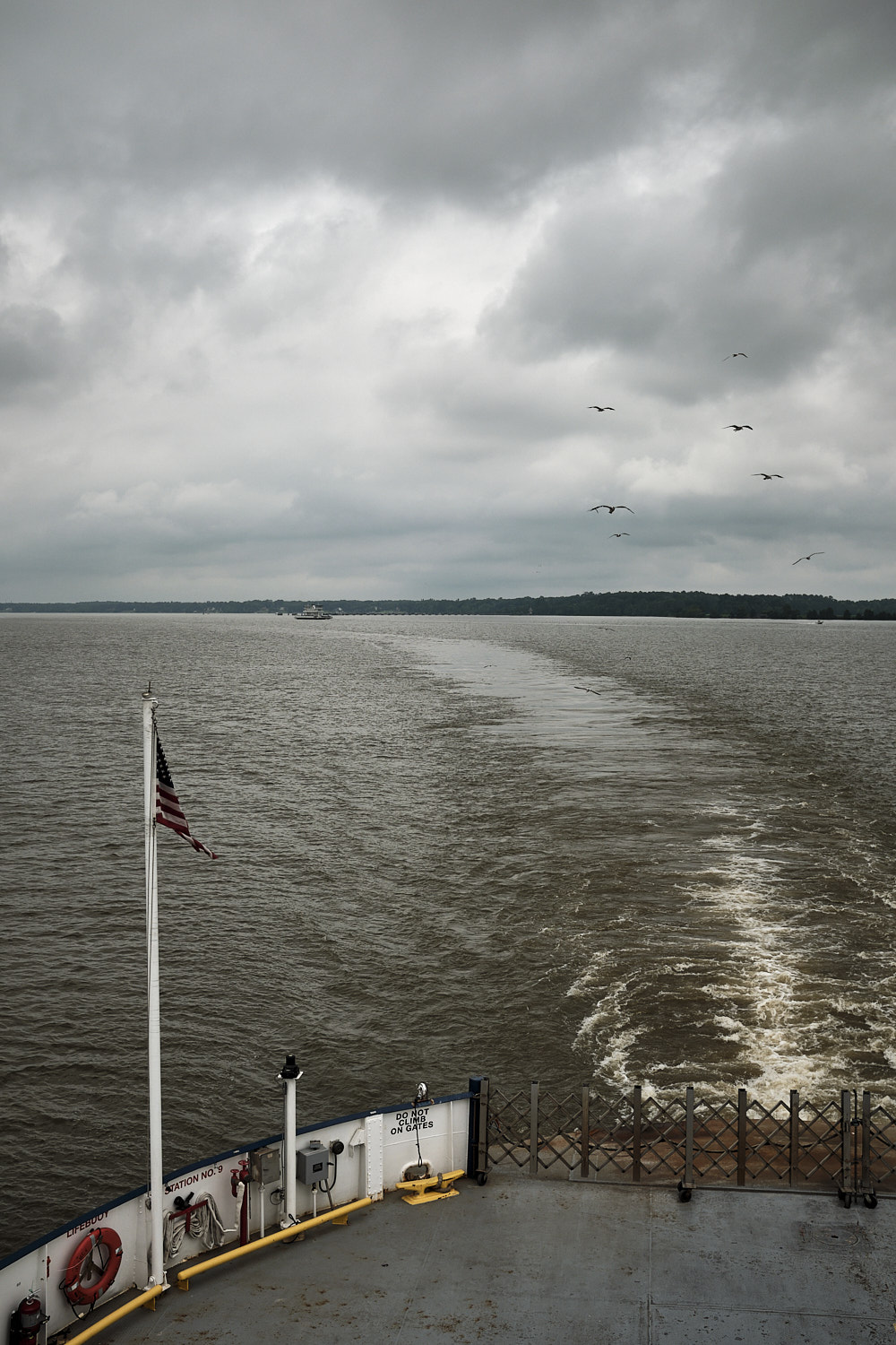 Jamestown-Scotland Ferry