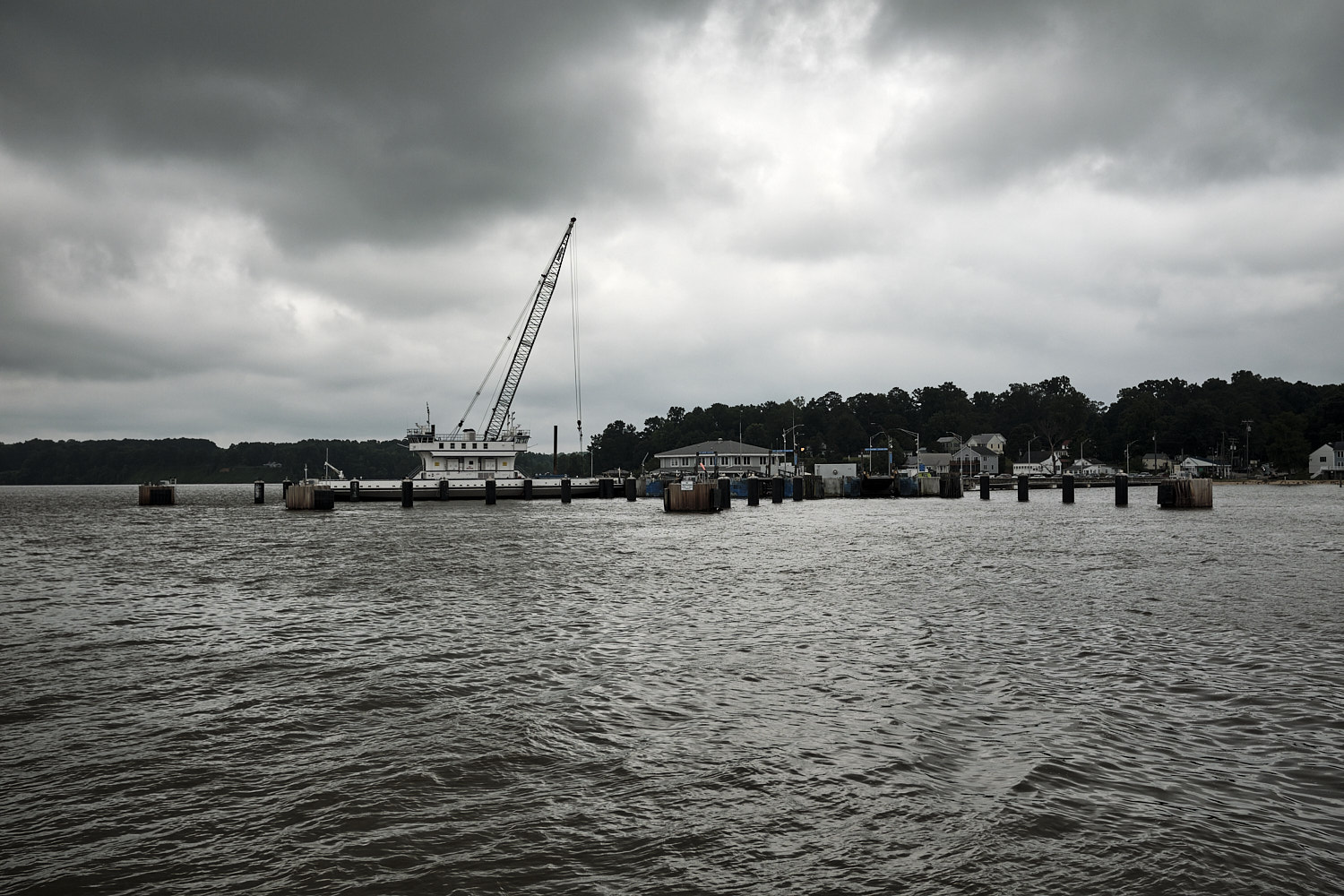 Jamestown-Scotland Ferry