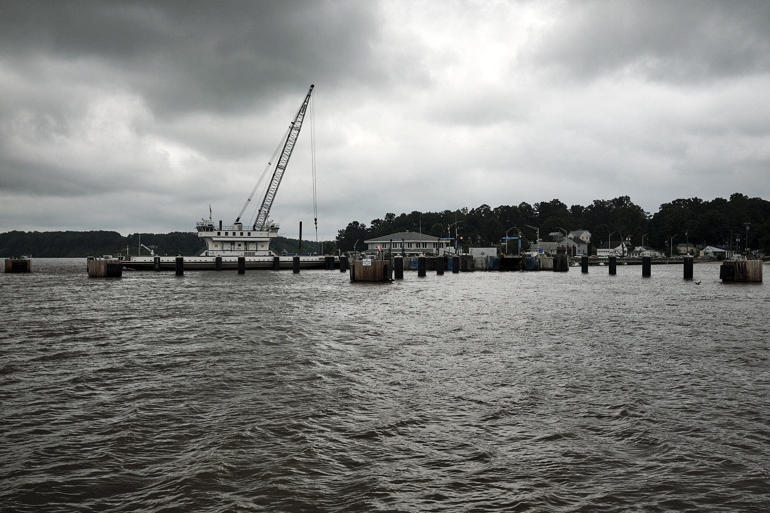 Jamestown-Scotland Ferry