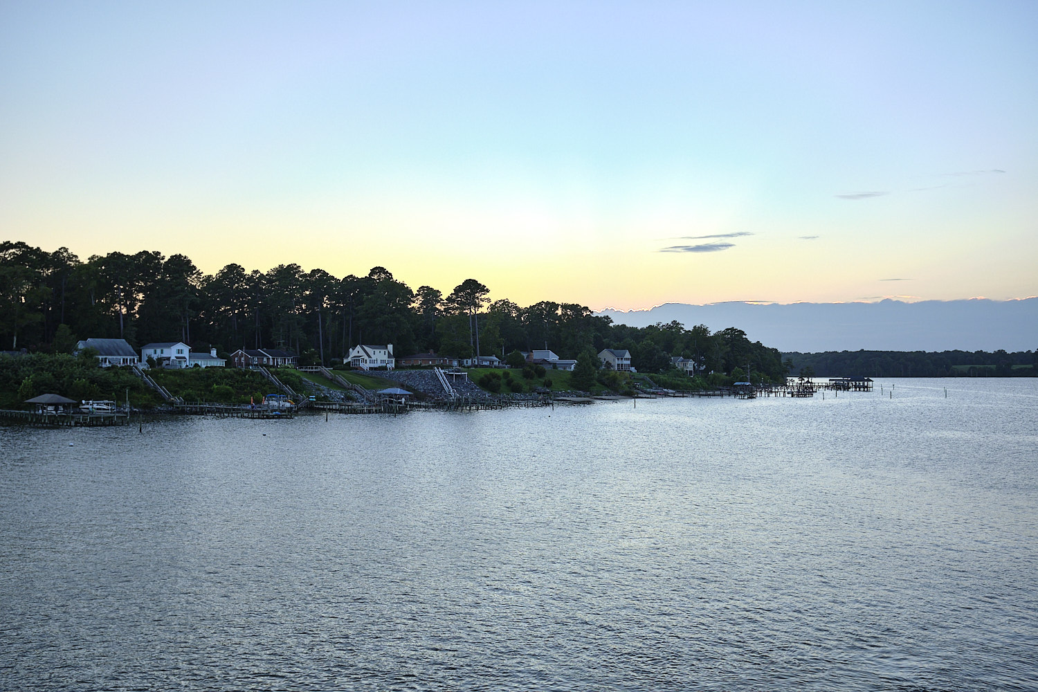 Jamestown-Scotland Ferry