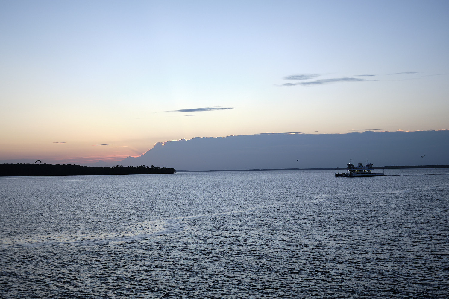 Jamestown-Scotland Ferry