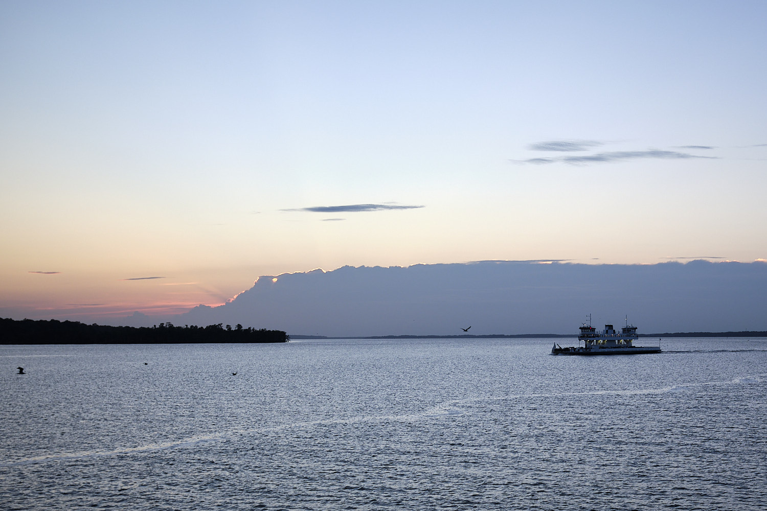 Jamestown-Scotland Ferry
