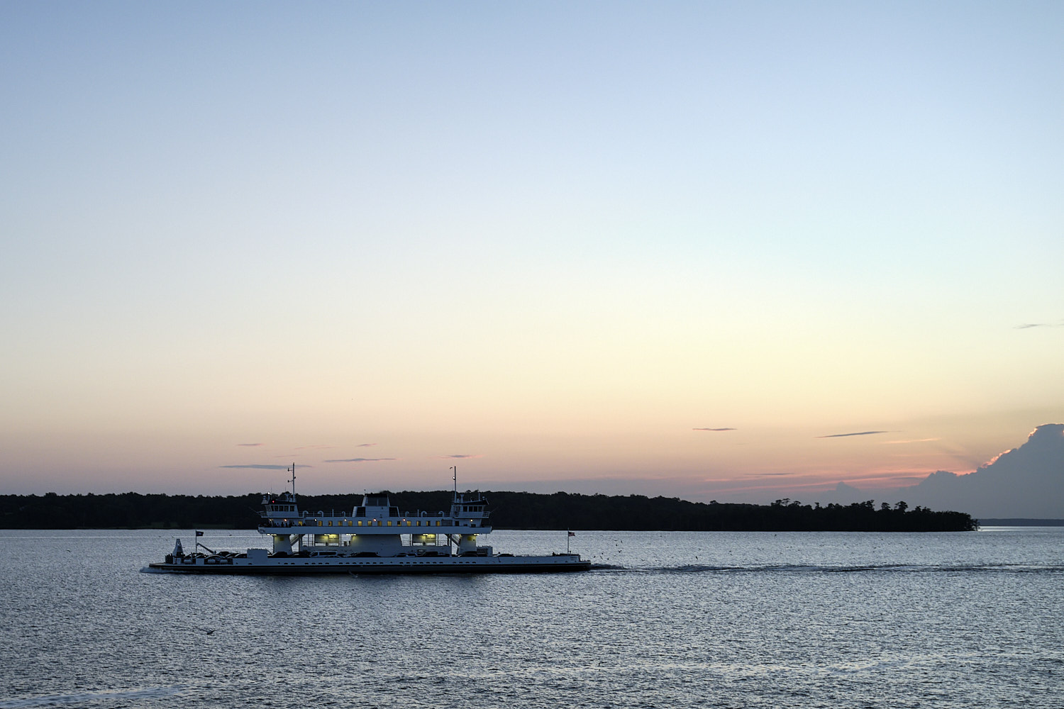 Jamestown-Scotland Ferry